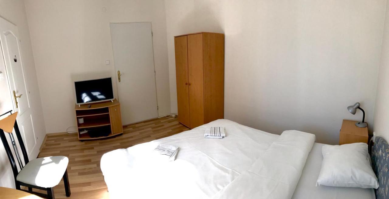Pension Májovka Cheb Esterno foto
